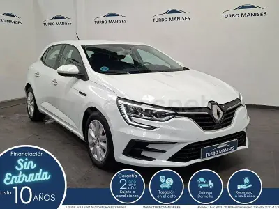 Usado Renault Mégane II Intens 115 CV (84 kW) 2022 Blanco Berlina