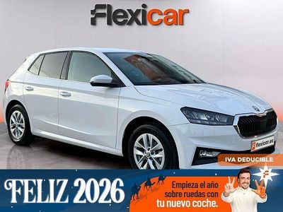 Blanco Usado 2024 Skoda Fabia Selection Berlina | 16.490 € (Precio justo)