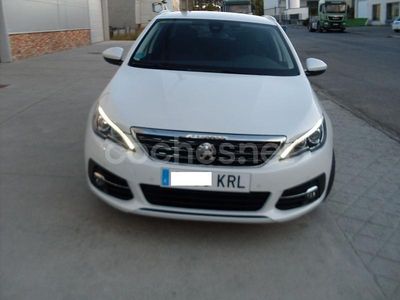 Blanco Usado 2019 Peugeot 308 SW Allure Familiar | 12.499 € (Caro)