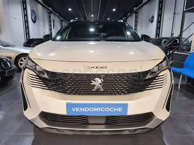 Usado Peugeot 5008 GT 180 CV (132 kW) 2022 Blanco SUV