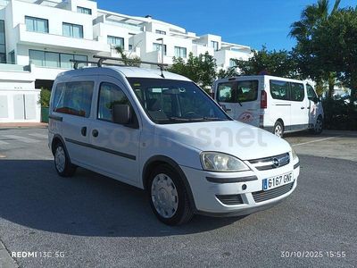 Usado Opel Combo Cosmo 75 CV (55 kW) 2009 Blanco Monovolumen