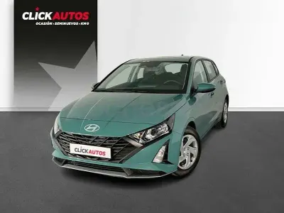 Usado Hyundai i20 84 CV (61 kW) 2024 Verde Utilitario