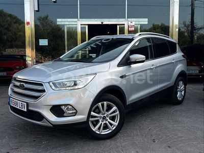 Gris / plata Usado 2019 Ford Kuga ST-Line SUV | 16.990 € (Precio justo)