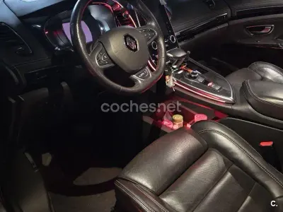 Usado Renault Espace Initiale Paris 160 CV (117 kW) 2016 Gris / plata Monovolumen