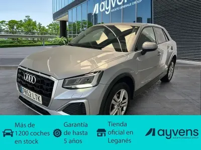 Usado Audi Q2 Advanced Plus 116 CV (85 kW) 2021 Gris / plata SUV