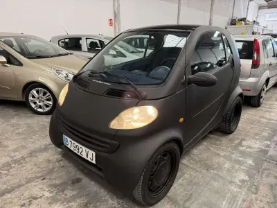 Usado Smart ForTwo Coupé 54 CV (39 kW) 1999 Negro Coupe