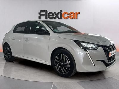 Usado Peugeot 208 Allure 101 CV (74 kW) 2022 Blanco Utilitario