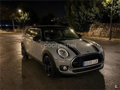 Usado Mini Cooper D Clubman 150 CV (110 kW) 2015 Gris / plata Familiar