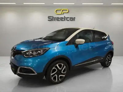 Usado Renault Captur Zen 110 CV (80 kW) 2016 Azul SUV