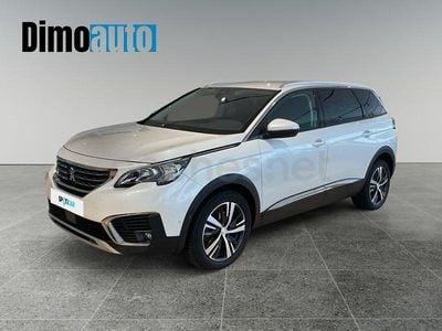 Usado Peugeot 5008 Allure 130 CV (95 kW) 2020 Blanco SUV
