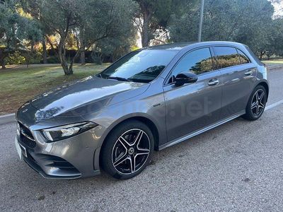 Usado Mercedes A250 218 CV (160 kW) 2021 Gris / plata Berlina