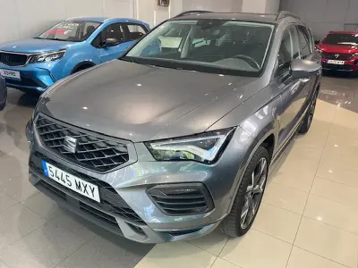 Usado Seat Ateca FR 150 CV (110 kW) 2025 Gris / plata SUV