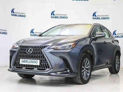 Usado Lexus NX350h Business Edition 242 CV (177 kW) 2022 Gris / plata SUV