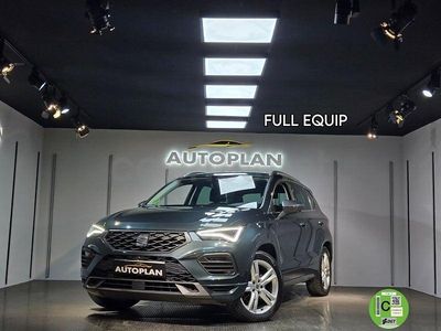 Usado Seat Ateca 4Drive 190 CV (139 kW) 2022 Gris / plata SUV