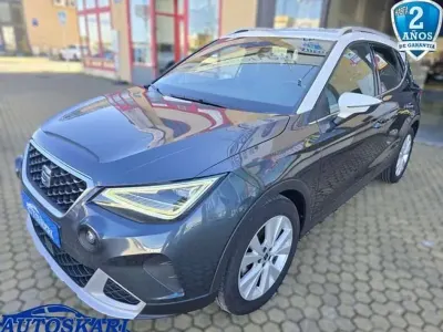 Usado Seat Arona Reference 110 CV (80 kW) 2022 Gris / plata SUV