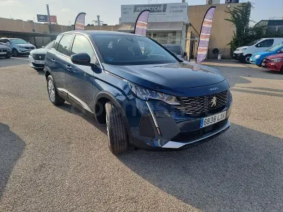 Usado Peugeot 3008 Active 130 CV (95 kW) 2022 Azul SUV
