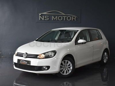 Usado VW Golf VII Advance 105 CV (77 kW) 2012 Blanco Berlina