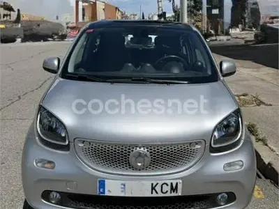 Käytetty Smart ForFour