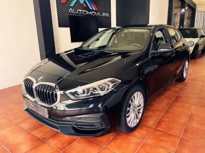Usado BMW 118 Sport Line 136 CV (100 kW) 2022 Negro Utilitario
