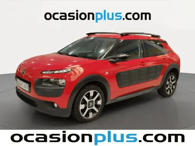 Usado Citroën C4 Cactus Shine 100 CV (73 kW) 2017 Rojo Utilitario
