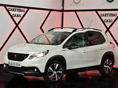 Usado Peugeot 2008 Allure 120 CV (88 kW) 2019 Blanco SUV