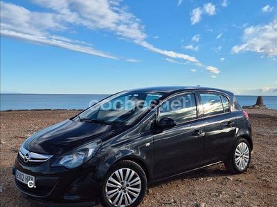 Usado Opel Corsa Selective 100 CV (73 kW) 2014 Negro Utilitario