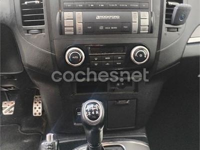 Usado Mitsubishi Montero 170 CV (125 kW) 2008 Beige SUV