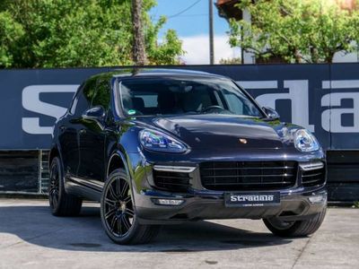 Usado Porsche Cayenne Turbo S 570 CV (419 kW) 2015 Negro SUV