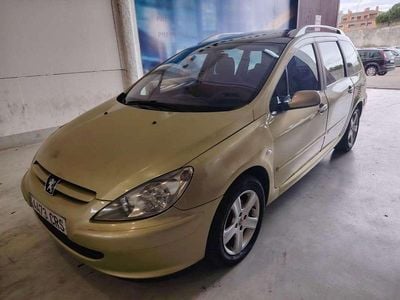 Beige Usado 2004 Peugeot 307 Familiar | 2380 € (Buen precio)