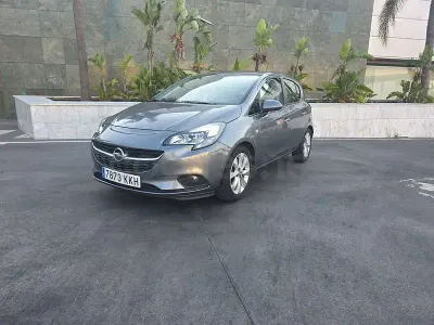 Usado Opel Corsa Business 90 CV (66 kW) 2018 Gris / plata Utilitario