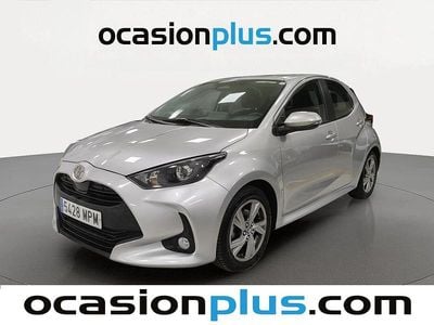 Usado Toyota Yaris Active 116 CV (85 kW) 2024 Gris Utilitario