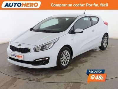 Usado Kia Ceed 101 CV (74 kW) 2017 Blanco Utilitario