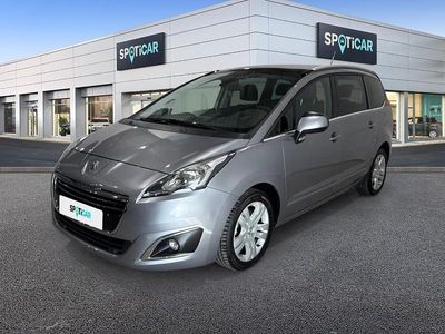 Gris Usado 2016 Peugeot 5008 Allure SUV | 11.450 € (Un poco caro)