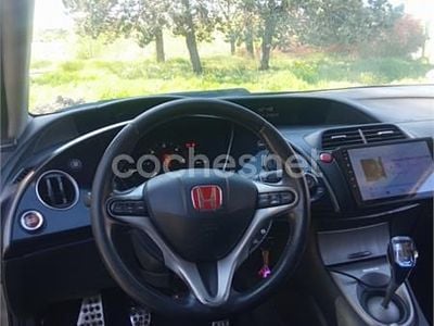 Usado Honda Civic Executive 140 CV (102 kW) 2008 Gris / plata Berlina
