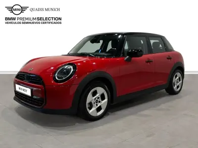 Usado Mini Cooper 114 kW (156 CV) 2025 Rojo Utilitario
