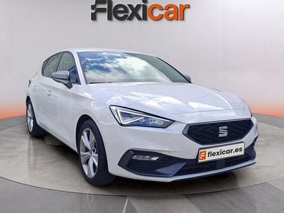 Usado Seat Leon FR 150 CV (110 kW) 2022 Blanco Berlina