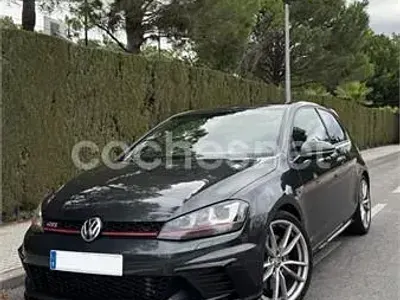 Usado VW Golf VII GTI Clubsport 265 CV (194 kW) 2016 Gris / plata Berlina