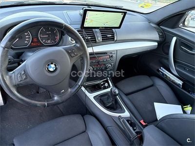 Usado BMW 118 143 CV (105 kW) 2011 Negro Utilitario