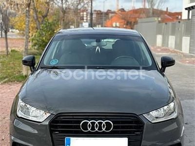 Gris / plata Usado 2016 Audi A1 Sportback Utilitario | 13.700 € (Precio justo)