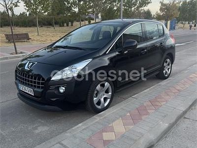 Negro Usado 2010 Peugeot 3008 Premium Berlina | 5800 € (Precio justo)