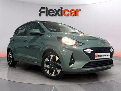 Usado Hyundai i10 67 CV (49 kW) 2023 Verde Utilitario