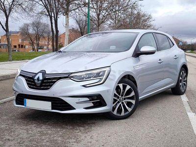 Gris / plata Usado 2021 Renault Mégane Zen Berlina | 18.995 €