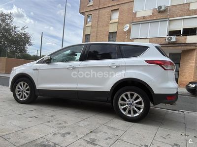 Blanco Usado 2016 Ford Kuga Titanium SUV | 9999 € (Caro)