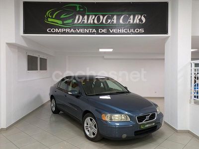 Azul Usado 2006 Volvo S60 Momentum Berlina | 5990 € (Un poco caro)