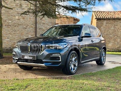 Gris / plata Usado 2021 BMW X5 Comfort Edition SUV | 44.590 € (Super precio)