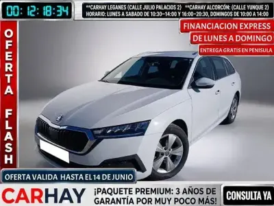 Usado Skoda Octavia 110 CV (80 kW) 2021 Blanco Familiar
