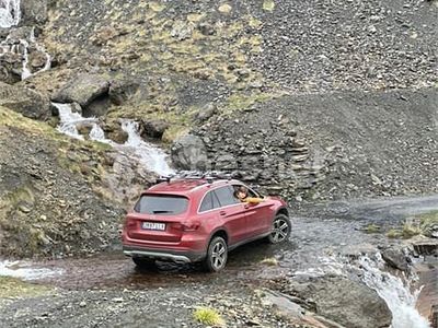 Usado Mercedes GLC300 245 CV (180 kW) 2020 Rojo SUV