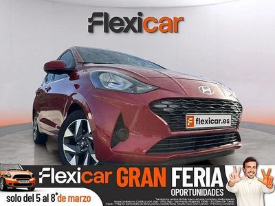 Usado Hyundai i10 67 CV (49 kW) 2023 Rojo Utilitario