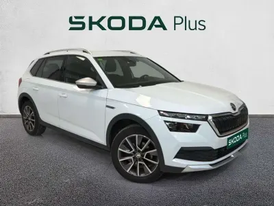 Usado Skoda Kamiq 110 CV (80 kW) 2022 Blanco SUV