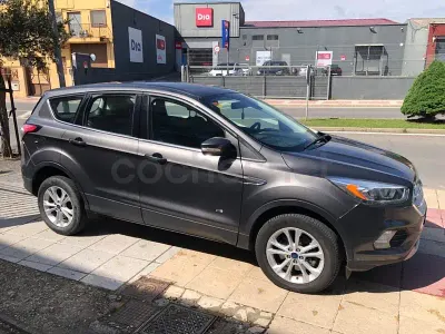 Usado Ford Kuga Titanium 150 CV (110 kW) 2016 Gris / plata SUV